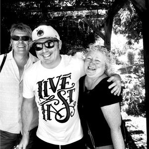 Meet your Posher, Ray